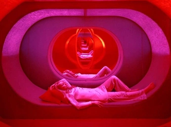 A cover of "Lighting" cluster. The owner is avauniverse. The cluster consists of 5 elements.