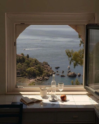 A cover of "vision 2024" cluster. The owner is asumabz. The cluster consists of 31 elements.