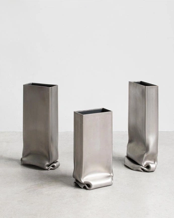 A cover of "INDUSTRIAL CHIC" cluster. The owner is noemi.c. The cluster consists of 5 elements.