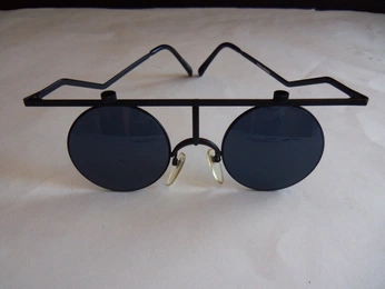 A cover of "style" cluster. The owner is megzi. The cluster consists of 4 elements.