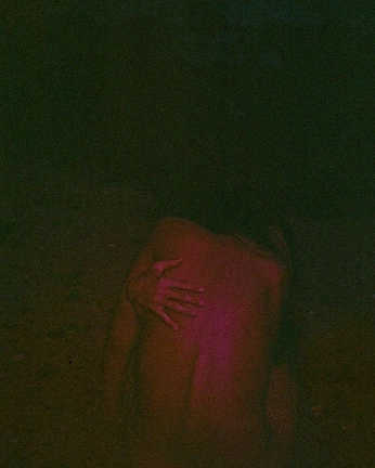 A cover of "after hours" cluster. The owner is alejandroulloa. The cluster consists of 1 element.