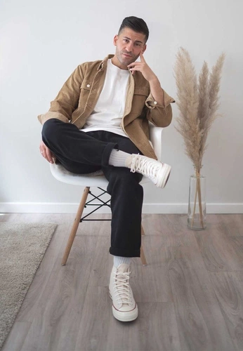 A cover of "Alf" cluster. The owner is dudavieiras. The cluster consists of 1 element.