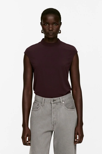 A cover of "ARKET" cluster. The owner is trinityloeffler. The cluster consists of 2 elements.