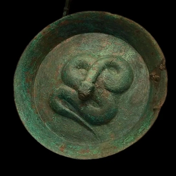 A cover of "Code 04/Object" cluster. The owner is helloitsyok. The cluster consists of 71 elements.