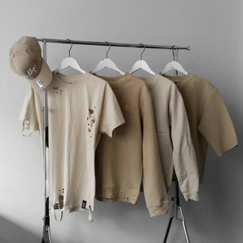 A cover of "Cream" cluster. The owner is mael.ms. The cluster consists of 4 elements.