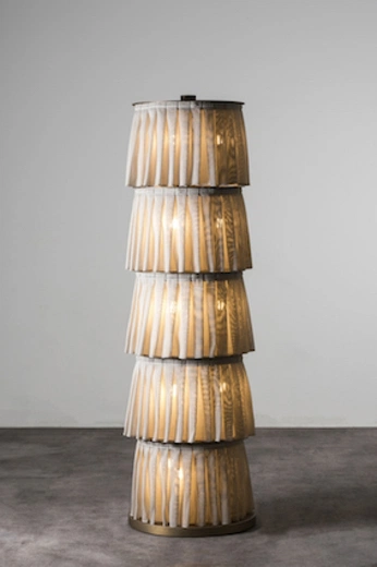 A cover of "Light" cluster. The owner is snazzleblaster. The cluster consists of 3 elements.