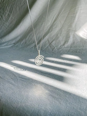 A cover of "Jewellery photograph" cluster. The owner is marianasa. The cluster consists of 8 elements.