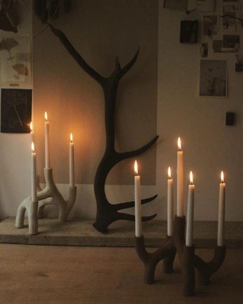 A cover of "Decor" cluster. The owner is yannabryanna. The cluster consists of 3 elements.