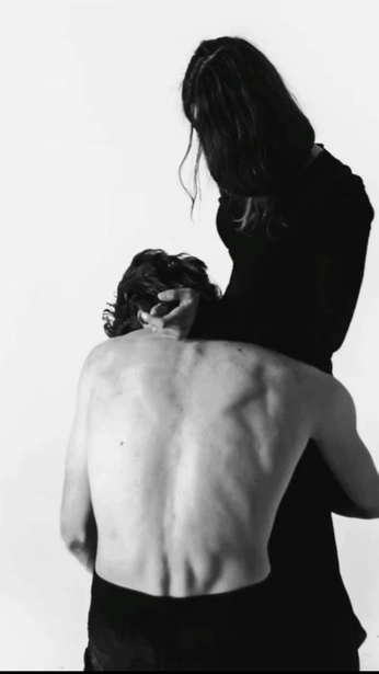 A cover of "she sings sanctuary" cluster. The owner is curassavica. The cluster description is "murphy & gilia". The cluster consists of 76 elements.