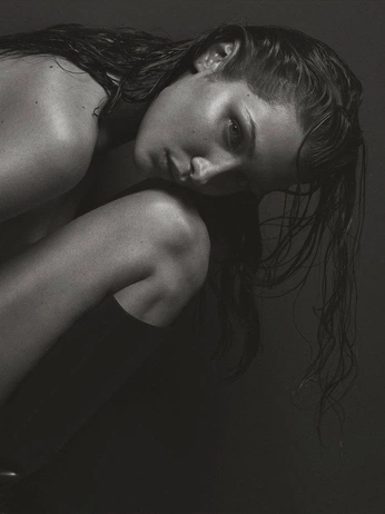 A cover of "Wet Hair" cluster. The owner is alc.studios. The cluster consists of 3 elements.