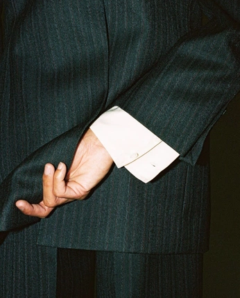 A cover of "Photography - Lifestyle" cluster. The owner is ashleyerinbaker3. The cluster consists of 43 elements.