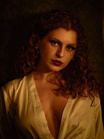 A cover of "Emma 📸" cluster. The owner is sayahmichel. The cluster consists of 3 elements.