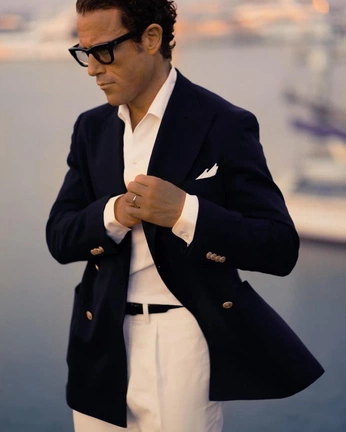 A cover of "Males Outfits" cluster. The owner is h2x7a. The cluster consists of 2 elements.