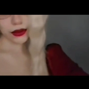 A cover of "GoldenCourtesan" cluster. The owner is goldencourtesan. The cluster consists of 8 elements.