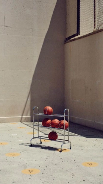 A cover of "Paris" cluster. The owner is tplush. The cluster consists of 4 elements.