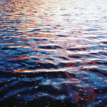 A cover of "art" cluster. The owner is comodoastral. The cluster consists of 8 elements.