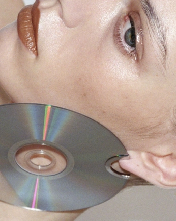 A cover of "gala" cluster. The owner is faethewizard333. The cluster consists of 1 element.