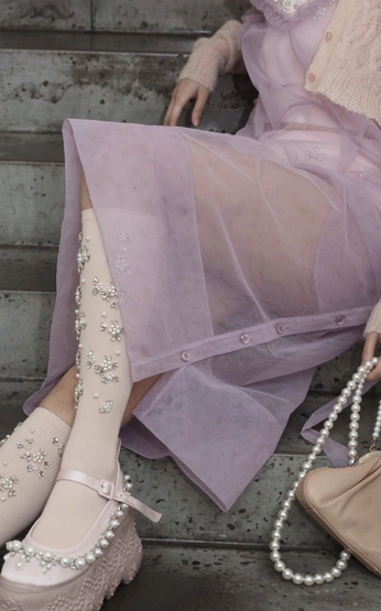 A cover of "BRIGHT HOLIDAY" cluster. The owner is martinaiturralde. The cluster consists of 124 elements.