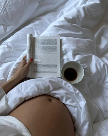 A cover of "future life inspo**" cluster. The owner is julitombo. The cluster consists of 2 elements.