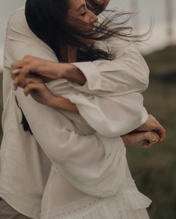 A cover of "shoot w G" cluster. The owner is michelletrc. The cluster consists of 2 elements.