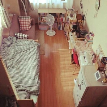 A cover of "Archive" cluster. The owner is rosieposi11. The cluster consists of 9 elements.