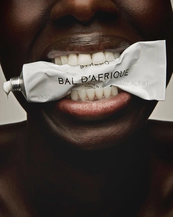 A cover of "Photograph" cluster. The owner is flaviadesign. The cluster consists of 224 elements.