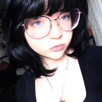 A cover of "ME!" cluster. The owner is extrakuli. The cluster consists of 77 elements.