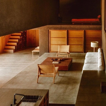 A cover of "Interiorspective" cluster. The owner is mpotentiality. The cluster consists of 223 elements.