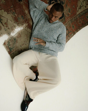 A cover of "Art Direction" cluster. The owner is earlyclara. The cluster consists of 31 elements.