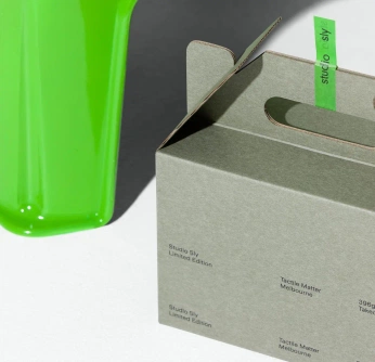 A cover of "PACKAGING" cluster. The owner is mktlag. The cluster consists of 32 elements.