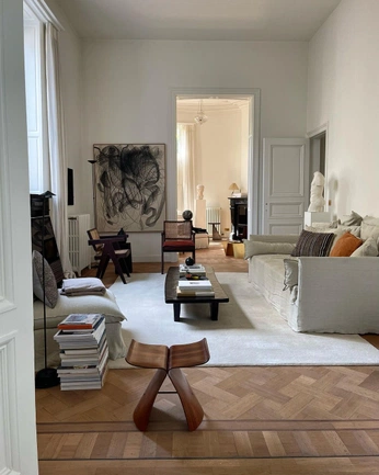 A cover of "Home" cluster. The owner is madrenee. The cluster consists of 3 elements.