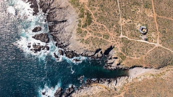 A cover of "PANTONE" cluster. The owner is saviastudio. The cluster consists of 9 elements. 2 create it.