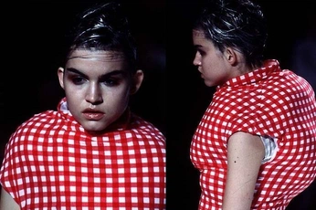 A cover of "Fashion" cluster. The owner is ejija. The cluster consists of 30 elements.