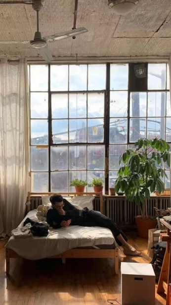 A cover of "in a perfect world" cluster. The owner is figbranch17. The cluster consists of 13 elements.