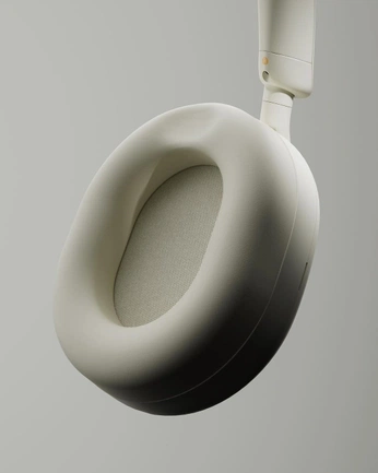 A cover of "Product" cluster. The owner is movingpixls. The cluster consists of 33 elements.