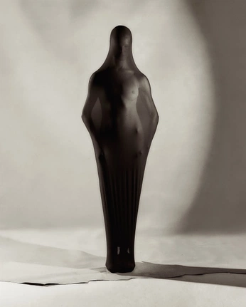 A cover of "Escape" cluster. The owner is matthewhayesiii. The cluster consists of 26 elements.