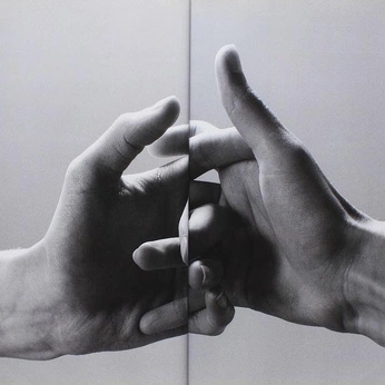 A cover of "hands" cluster. The owner is matchamai. The cluster consists of 38 elements.