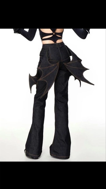 A cover of "Clothes" cluster. The owner is sharaheart. The cluster consists of 183 elements.