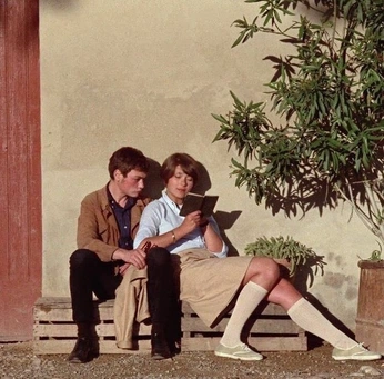 A cover of "Cinematic Photography" cluster. The owner is volk.0. The cluster description is "Mood". The cluster consists of 90 elements.