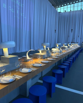 A cover of "SHOOTING" cluster. The owner is ferphilippe. The cluster consists of 11 elements.