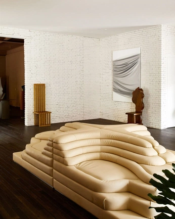 A cover of "Design lab lounge" cluster. The owner is luke. The cluster consists of 51 elements.