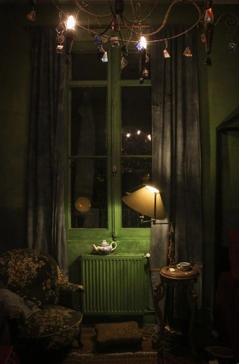 A cover of "Cozy" cluster. The owner is money333. The cluster consists of 4 elements.