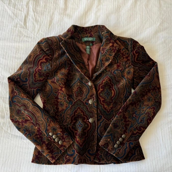 A cover of "Manifesting" cluster. The owner is landmanshafist. The cluster consists of 63 elements.