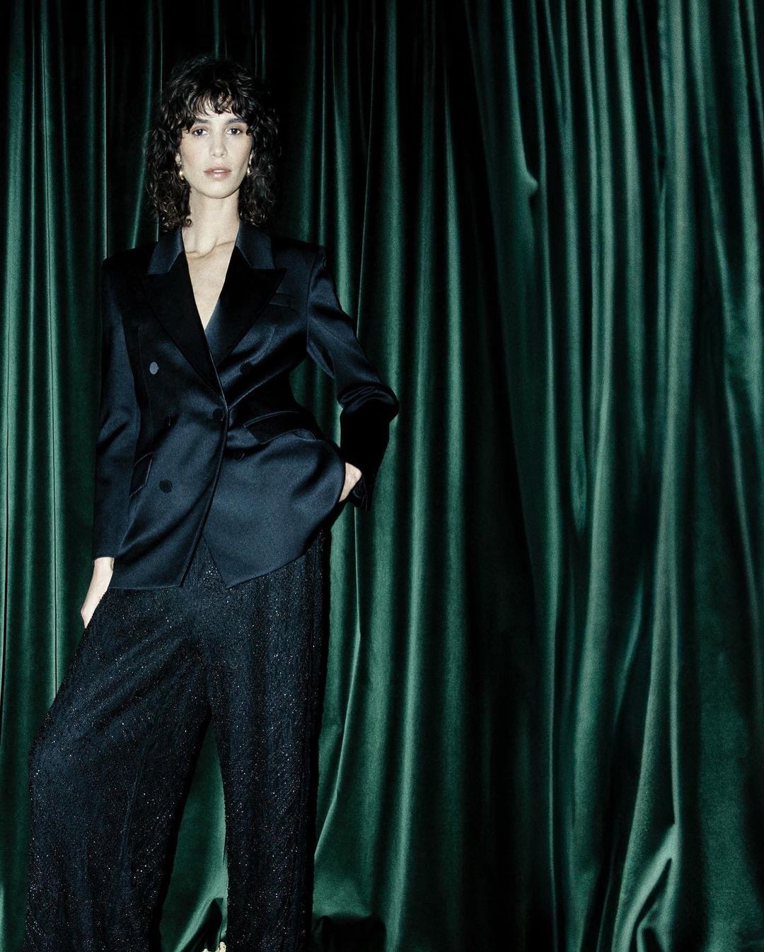 A look from the La Nuit Dehors collection by Massimo Dutti.