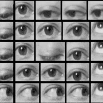 A cover of "Moving around" cluster. The owner is isamay. The cluster description is "Motion design, GIFs & Animation". The cluster consists of 35 elements.