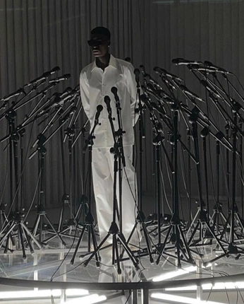 A cover of "mind" cluster. The owner is anarel. The cluster consists of 1 element.