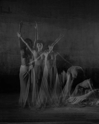 A cover of "Ritual" cluster. The owner is cavernism. The cluster consists of 8 elements.