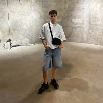 A cover of "fits" cluster. The owner is 44888. The cluster consists of 15 elements.