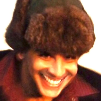 A cover of "inspo" cluster. The owner is trisaas. The cluster consists of 204 elements.