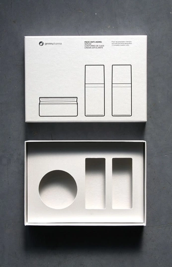 A cover of "Shippers" cluster. The owner is kiwiyana. The cluster consists of 3 elements.